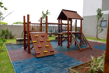 Apartamento para alugar com 53m², 2 quartos e 1 vaga Apartamento para alugar com 53m², 2 quartos e 1 vagaÁrea comum - Playground