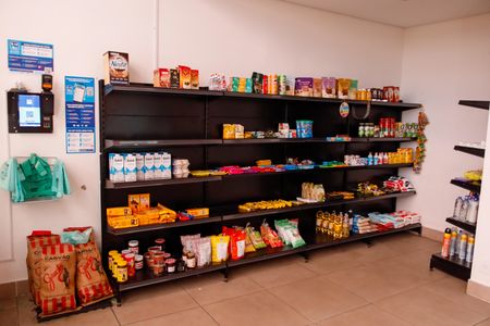 Apartamento para alugar com 53m², 2 quartos e 1 vaga Apartamento para alugar com 53m², 2 quartos e 1 vagaÁrea comum - Mercado