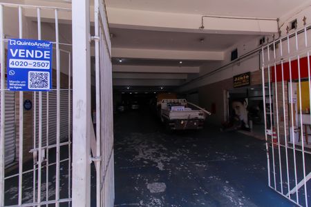 Apartamento à venda com 82m², 3 quartos e sem vaga Apartamento à venda com 82m², 3 quartos e sem vagaFachada