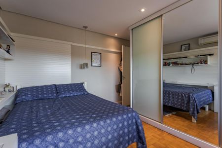 Casa para alugar com 588m², 3 quartos e 3 vagas Casa para alugar com 588m², 3 quartos e 3 vagasQuarto 1