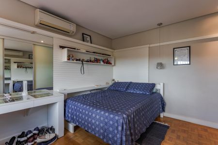 Casa para alugar com 588m², 3 quartos e 3 vagas Casa para alugar com 588m², 3 quartos e 3 vagasQuarto 1