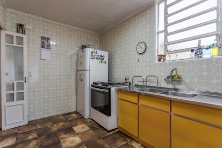 Casa para alugar com 588m², 3 quartos e 3 vagas Casa para alugar com 588m², 3 quartos e 3 vagasCozinha