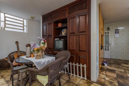 Casa para alugar com 588m², 3 quartos e 3 vagas Casa para alugar com 588m², 3 quartos e 3 vagasCozinha