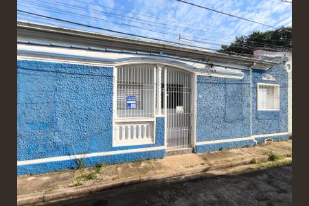 Casa à venda com 88m², 2 quartos e sem vaga Casa à venda com 88m², 2 quartos e sem vagaFachada e Placa