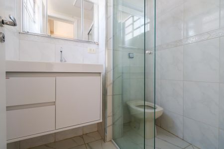 Apartamento à venda com 140m², 3 quartos e 1 vaga Apartamento à venda com 140m², 3 quartos e 1 vagaBanheiro da Suíte 1