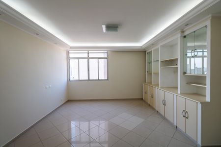 Apartamento à venda com 140m², 3 quartos e 1 vaga Apartamento à venda com 140m², 3 quartos e 1 vagaSala