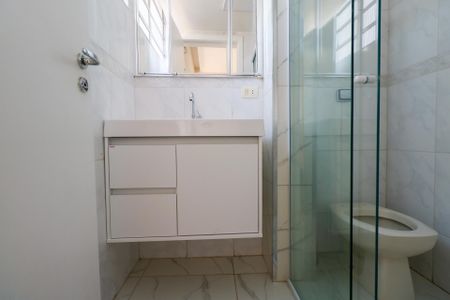 Apartamento à venda com 140m², 3 quartos e 1 vaga Apartamento à venda com 140m², 3 quartos e 1 vagaBanheiro da Suíte 1
