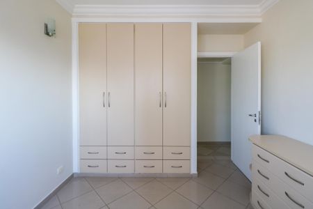 Apartamento à venda com 140m², 3 quartos e 1 vaga Apartamento à venda com 140m², 3 quartos e 1 vagaQuarto