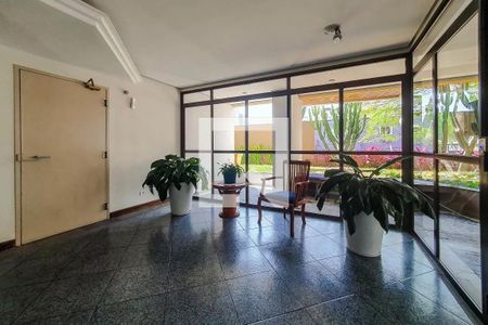 Apartamento para alugar com 57m², 2 quartos e 1 vaga Apartamento para alugar com 57m², 2 quartos e 1 vagaHall de Entrada