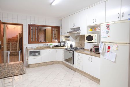 Casa à venda com 202m², 3 quartos e 2 vagas Casa à venda com 202m², 3 quartos e 2 vagasCozinha