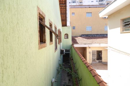 Casa à venda com 202m², 3 quartos e 2 vagas Casa à venda com 202m², 3 quartos e 2 vagasVaranda do Quarto 1 Suíte