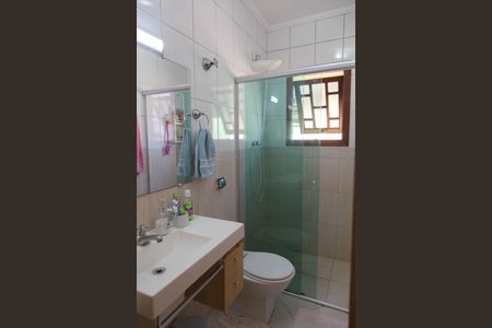 Casa à venda com 202m², 3 quartos e 2 vagas Casa à venda com 202m², 3 quartos e 2 vagasBanheiro Social