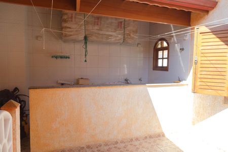 Casa à venda com 202m², 3 quartos e 2 vagas Casa à venda com 202m², 3 quartos e 2 vagasÁrea de Serviço