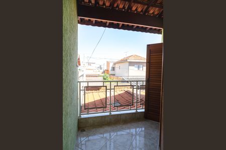 Casa à venda com 202m², 3 quartos e 2 vagas Casa à venda com 202m², 3 quartos e 2 vagasVaranda do Quarto 1 Suíte