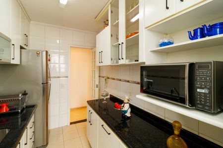 Apartamento à venda com 55m², 2 quartos e 1 vaga Apartamento à venda com 55m², 2 quartos e 1 vagaCozinha