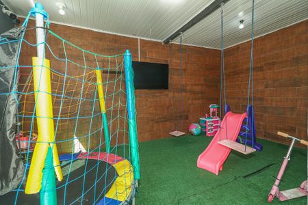 Casa à venda com 100m², 3 quartos e 3 vagas Casa à venda com 100m², 3 quartos e 3 vagasEdícula