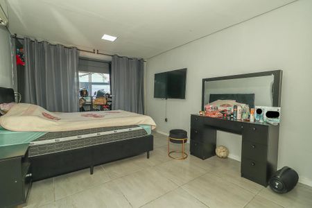 Casa à venda com 100m², 3 quartos e 3 vagas Casa à venda com 100m², 3 quartos e 3 vagasQuarto