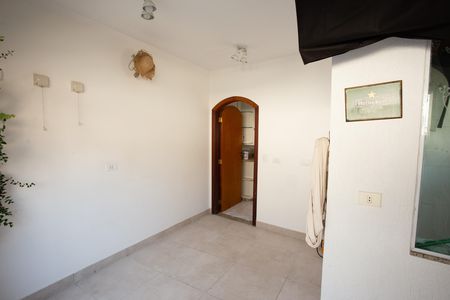 Casa à venda com 235m², 3 quartos e 3 vagas Casa à venda com 235m², 3 quartos e 3 vagasÁrea de Serviço