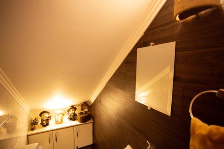 Casa à venda com 235m², 3 quartos e 3 vagas Casa à venda com 235m², 3 quartos e 3 vagasLavabo