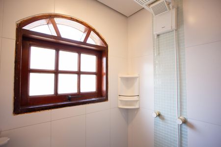 Casa à venda com 235m², 3 quartos e 3 vagas Casa à venda com 235m², 3 quartos e 3 vagasSuíte Banheiro