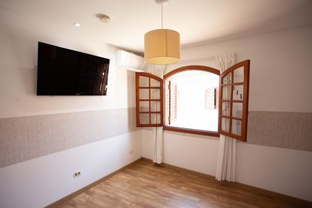Casa à venda com 235m², 3 quartos e 3 vagas Casa à venda com 235m², 3 quartos e 3 vagasQuarto 1
