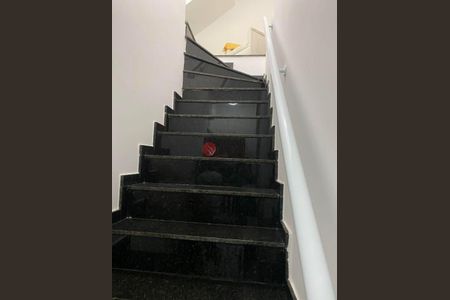 Casa à venda com 115m², 3 quartos e 2 vagas