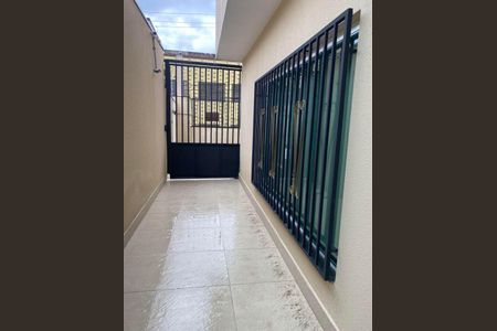 Casa à venda com 115m², 3 quartos e 2 vagas