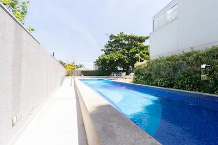 Apartamento à venda com 65m², 2 quartos e 1 vaga
