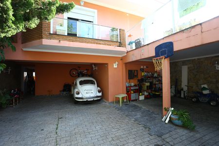 Casa à venda com 400m², 4 quartos e 5 vagas Casa à venda com 400m², 4 quartos e 5 vagasGaragem