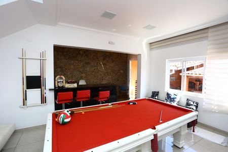 Casa à venda com 400m², 4 quartos e 5 vagas Casa à venda com 400m², 4 quartos e 5 vagassala 2