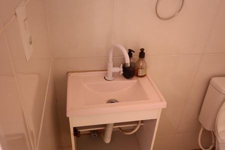 Casa à venda com 400m², 4 quartos e 5 vagas Casa à venda com 400m², 4 quartos e 5 vagasBanheiro de Serviço