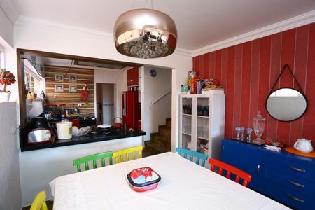 Casa à venda com 400m², 4 quartos e 5 vagas Casa à venda com 400m², 4 quartos e 5 vagascozinha