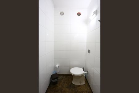 Casa à venda com 400m², 4 quartos e 5 vagas Casa à venda com 400m², 4 quartos e 5 vagasLavabo