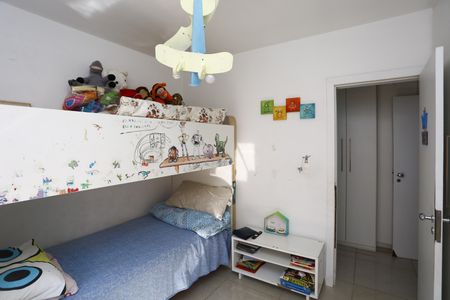 Casa à venda com 400m², 4 quartos e 5 vagas Casa à venda com 400m², 4 quartos e 5 vagassuíte 1