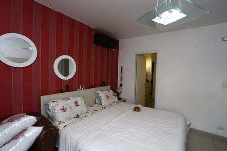 Casa à venda com 400m², 4 quartos e 5 vagas Casa à venda com 400m², 4 quartos e 5 vagassuíte 2