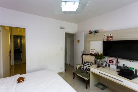 Casa à venda com 400m², 4 quartos e 5 vagas Casa à venda com 400m², 4 quartos e 5 vagassuíte 2