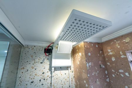 Apartamento à venda com 73m², 2 quartos e 1 vaga Apartamento à venda com 73m², 2 quartos e 1 vagaBanheiro