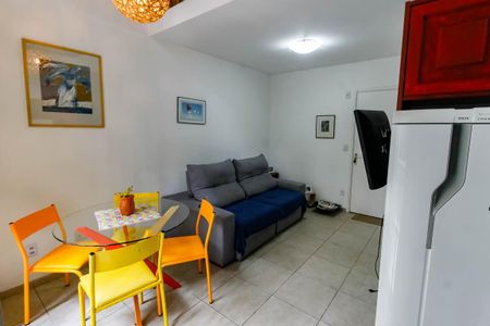 Apartamento para alugar com 48m², 1 quarto e 1 vaga Apartamento para alugar com 48m², 1 quarto e 1 vagaSala