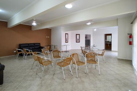 Apartamento para alugar com 69m², 2 quartos e 1 vaga Apartamento para alugar com 69m², 2 quartos e 1 vagaÁrea comum - Salão de festas