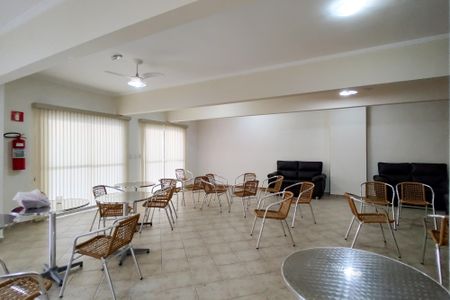 Apartamento para alugar com 69m², 2 quartos e 1 vaga Apartamento para alugar com 69m², 2 quartos e 1 vagaÁrea comum - Salão de festas