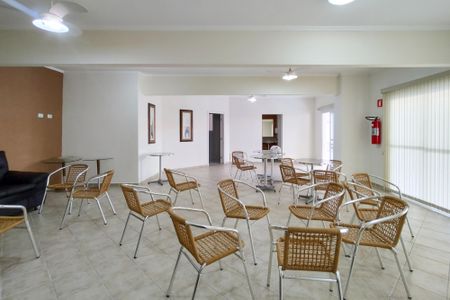 Apartamento para alugar com 69m², 2 quartos e 1 vaga Apartamento para alugar com 69m², 2 quartos e 1 vagaÁrea comum - Salão de festas