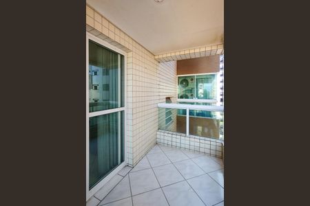 Apartamento para alugar com 69m², 2 quartos e 1 vaga Apartamento para alugar com 69m², 2 quartos e 1 vagaSacada