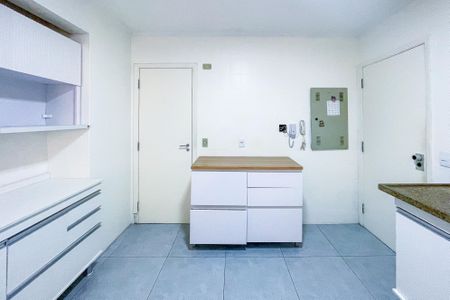 Apartamento para alugar com 90m², 3 quartos e 2 vagas Apartamento para alugar com 90m², 3 quartos e 2 vagasCozinha