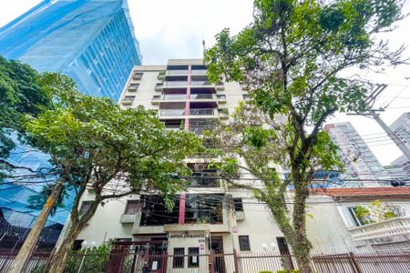 Apartamento para alugar com 90m², 3 quartos e 2 vagas Apartamento para alugar com 90m², 3 quartos e 2 vagasFachada