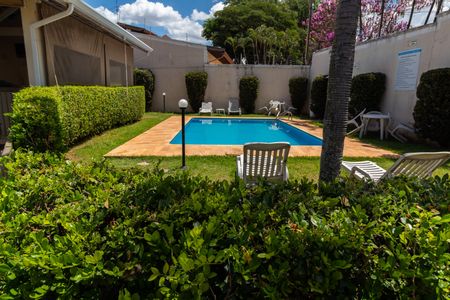 Casa de condomínio à venda com 90m², 3 quartos e 2 vagas Casa de condomínio à venda com 90m², 3 quartos e 2 vagasÁREA COMUM - PISCINA