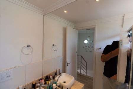 Casa de condomínio à venda com 90m², 3 quartos e 2 vagas Casa de condomínio à venda com 90m², 3 quartos e 2 vagasBANHEIRO SOCIAL