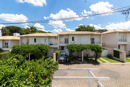 Casa de condomínio à venda com 90m², 3 quartos e 2 vagas Casa de condomínio à venda com 90m², 3 quartos e 2 vagasVISTA DO CLOSET