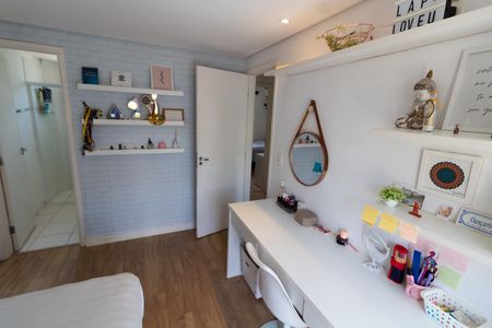 Casa de condomínio à venda com 90m², 3 quartos e 2 vagas Casa de condomínio à venda com 90m², 3 quartos e 2 vagasSUITE