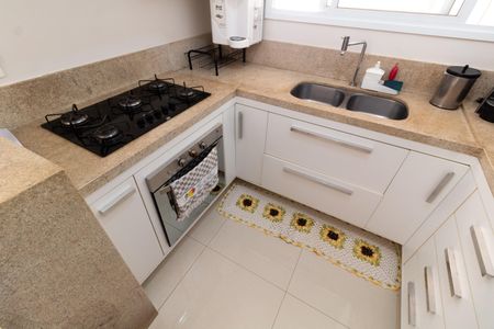 Casa de condomínio à venda com 90m², 3 quartos e 2 vagas Casa de condomínio à venda com 90m², 3 quartos e 2 vagasCOZINHA