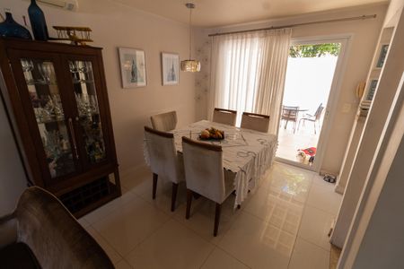 Casa de condomínio à venda com 90m², 3 quartos e 2 vagas Casa de condomínio à venda com 90m², 3 quartos e 2 vagasCOPA